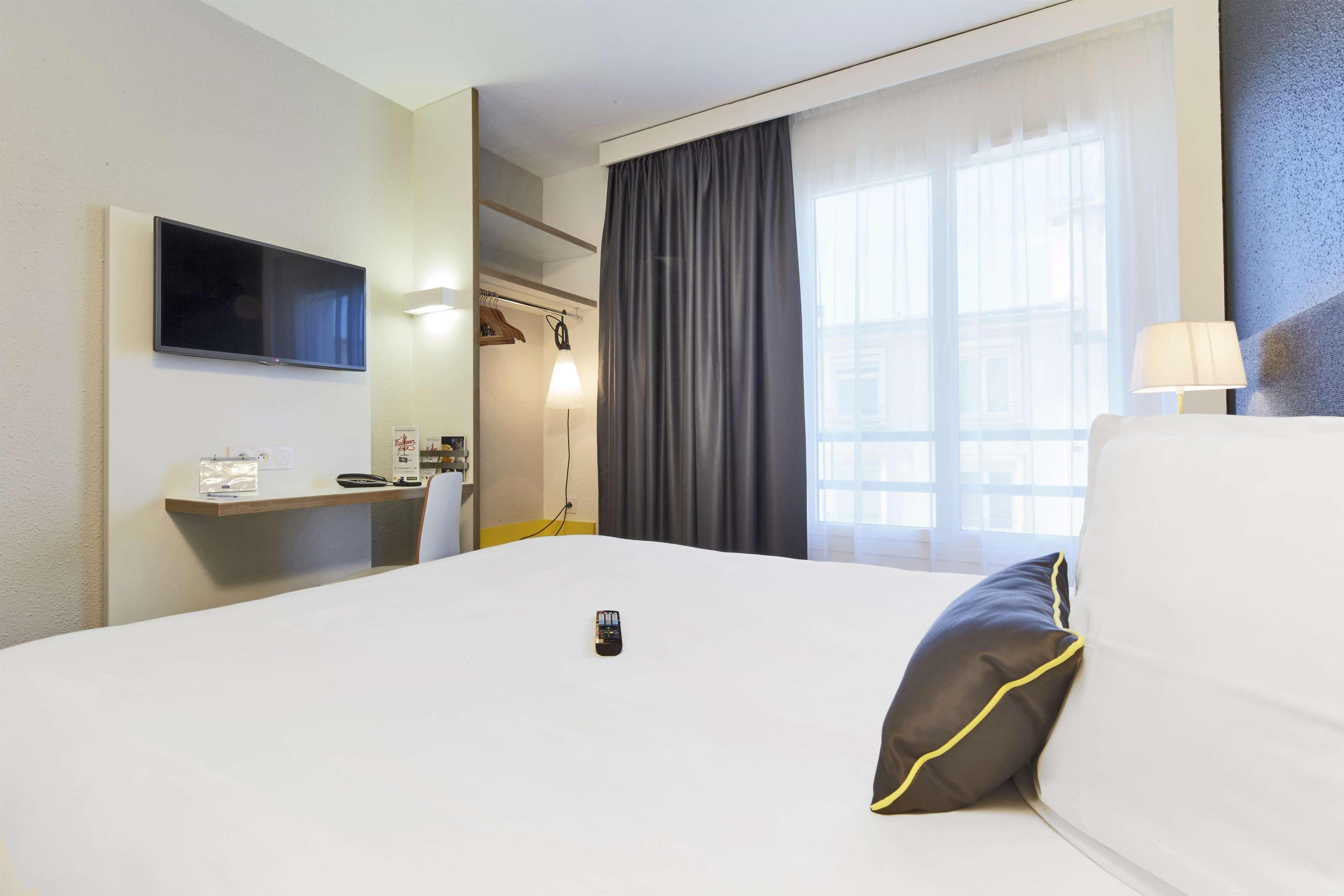 Kyriad Hotel 3*
